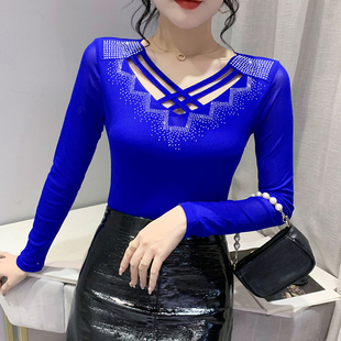 网纱T恤女士长袖 漂亮气质秋装 性感镂空V领上衣时尚 重工烫钻打底衫