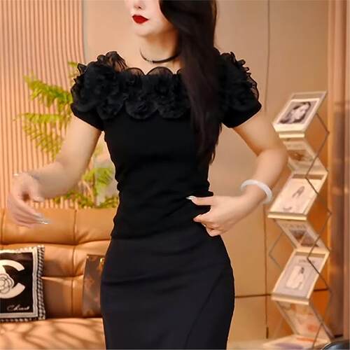 设计感小众立体花朵修身短袖T恤女2026年夏新款显瘦时尚优雅上衣