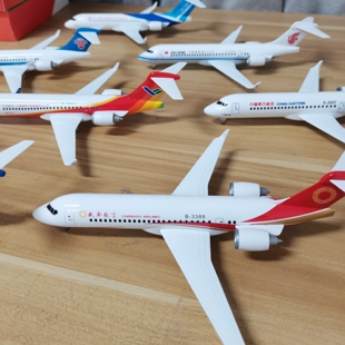 25cm商飞快线C909支线客机飞机模型摆件原ARJ-21带起落架教学展示