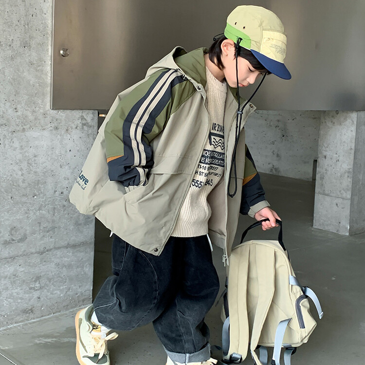 2025男童秋款中大童冲锋衣外普通外套