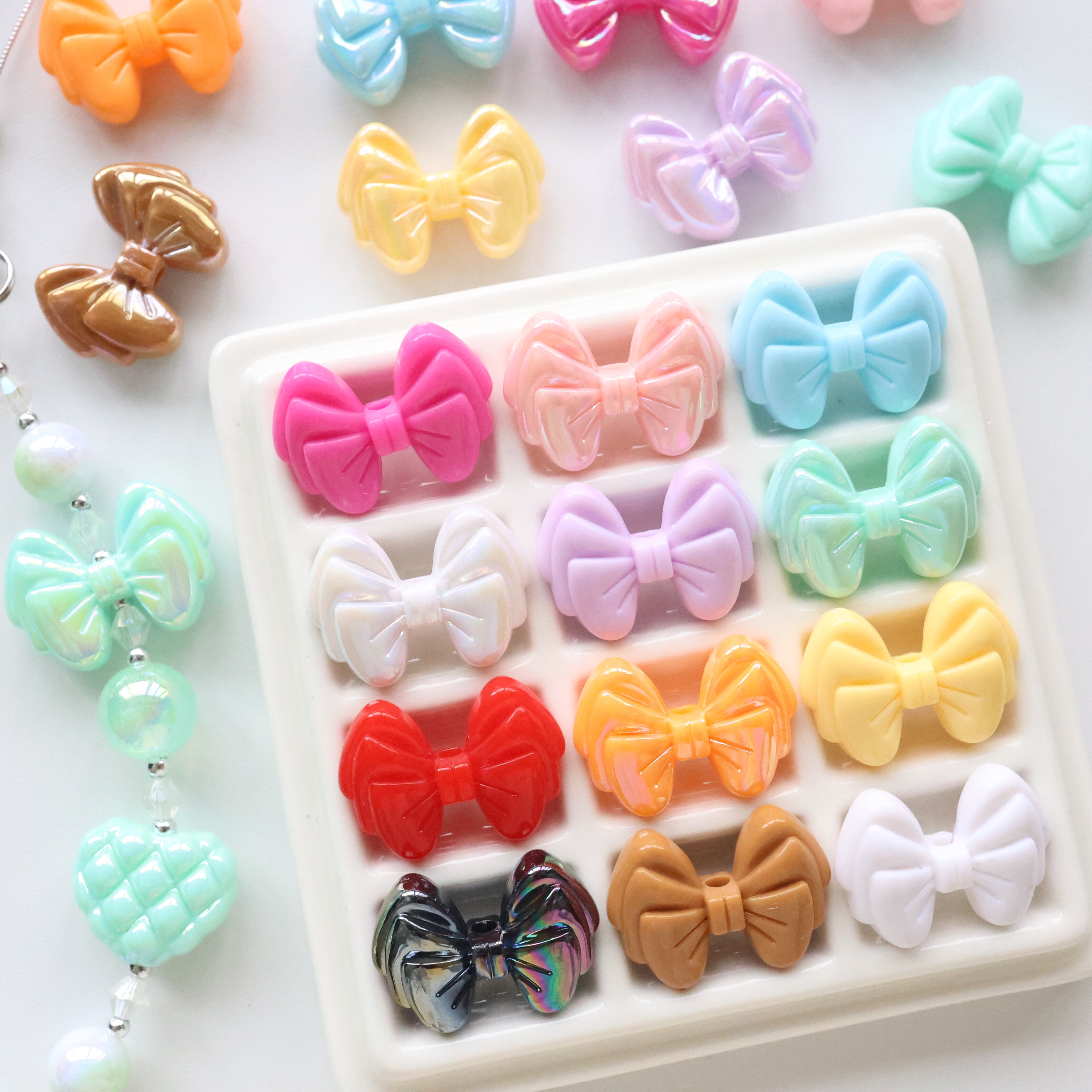 镀彩/实色AB三层蝴蝶结可爱小领结奶油串珠DIY手机链条挂件材料珠