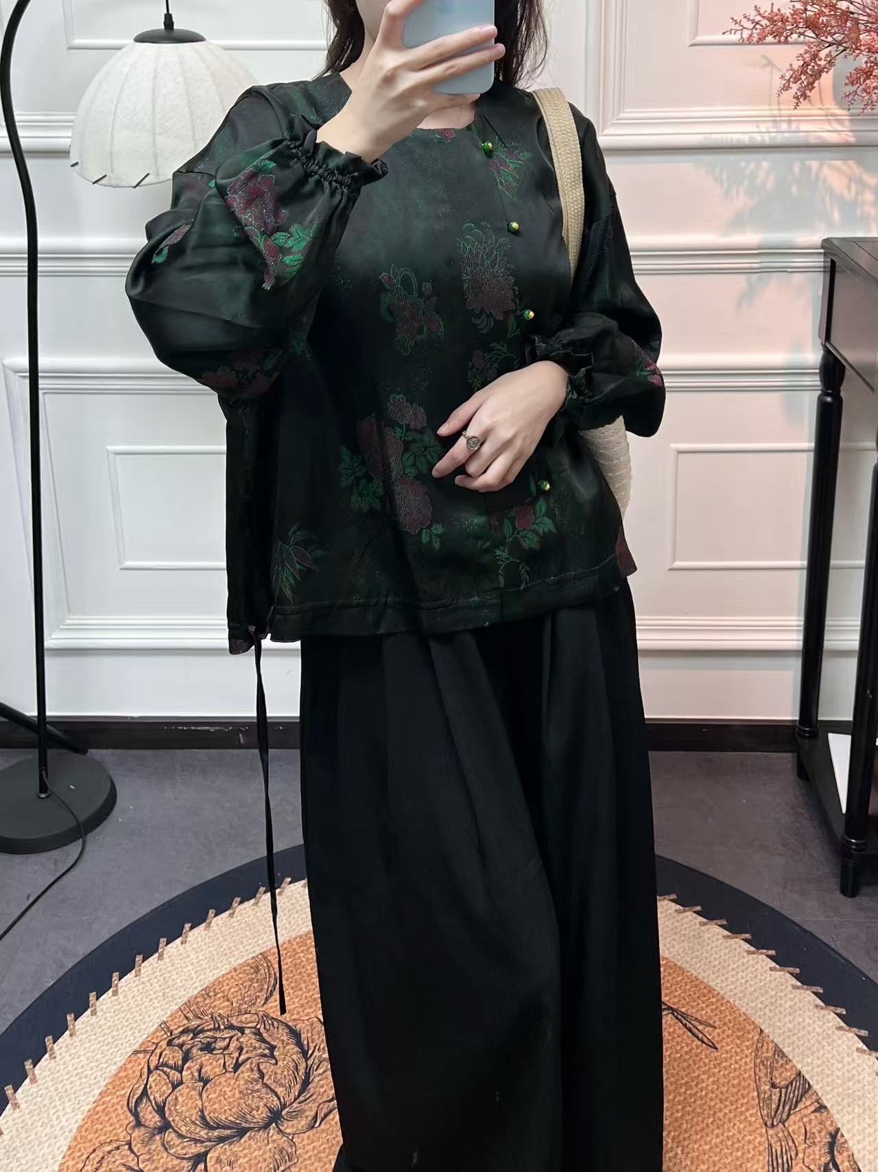 新中式花卉人丝提花打底衫上衣国风女装圆领花苞袖宽松长袖外搭秋