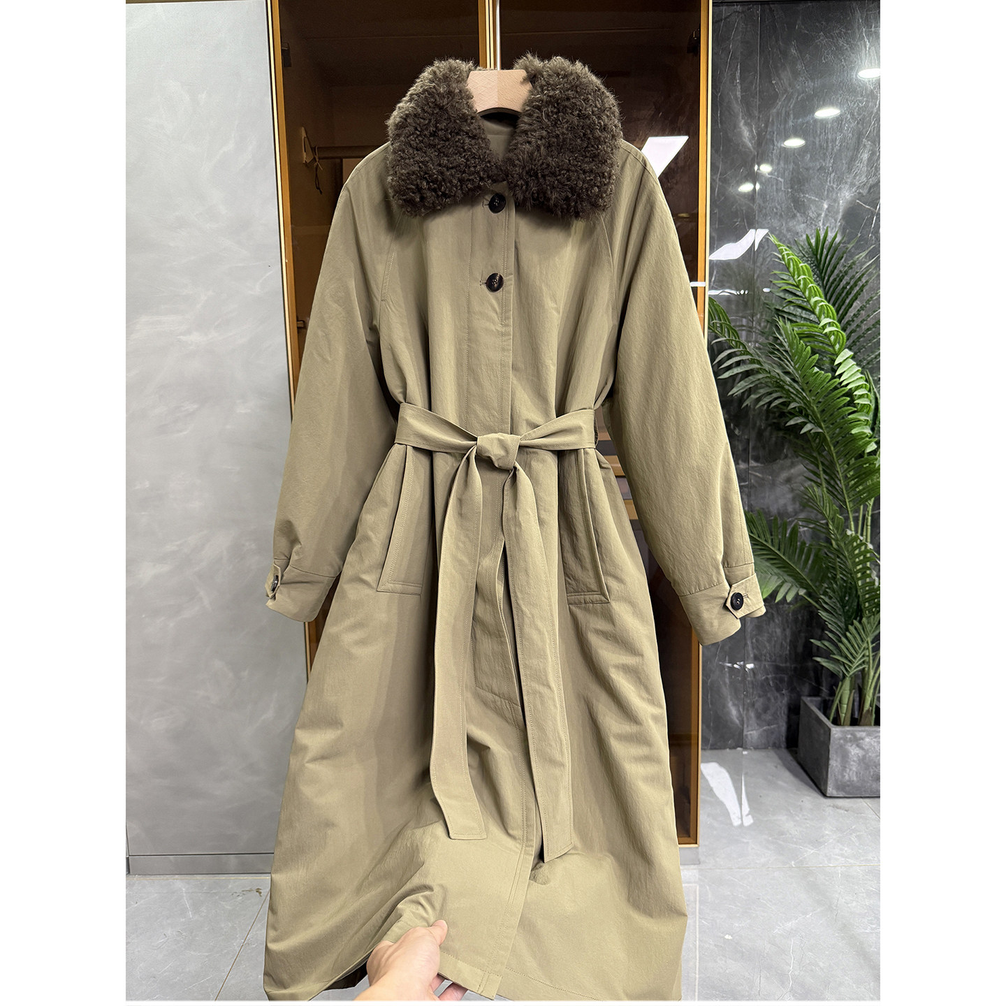 宽松毛领白鹅绒羽绒服风衣外套