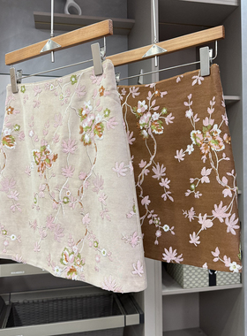 咆哮推荐！炸街单品！重工刺绣亮片高腰A字半身短裙女  K1189~ZY