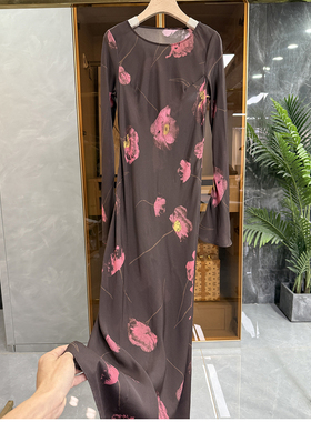 柜款柜款！美得好出片！真丝建宏驺圆领喇叭袖连衣裙 20251101~JS