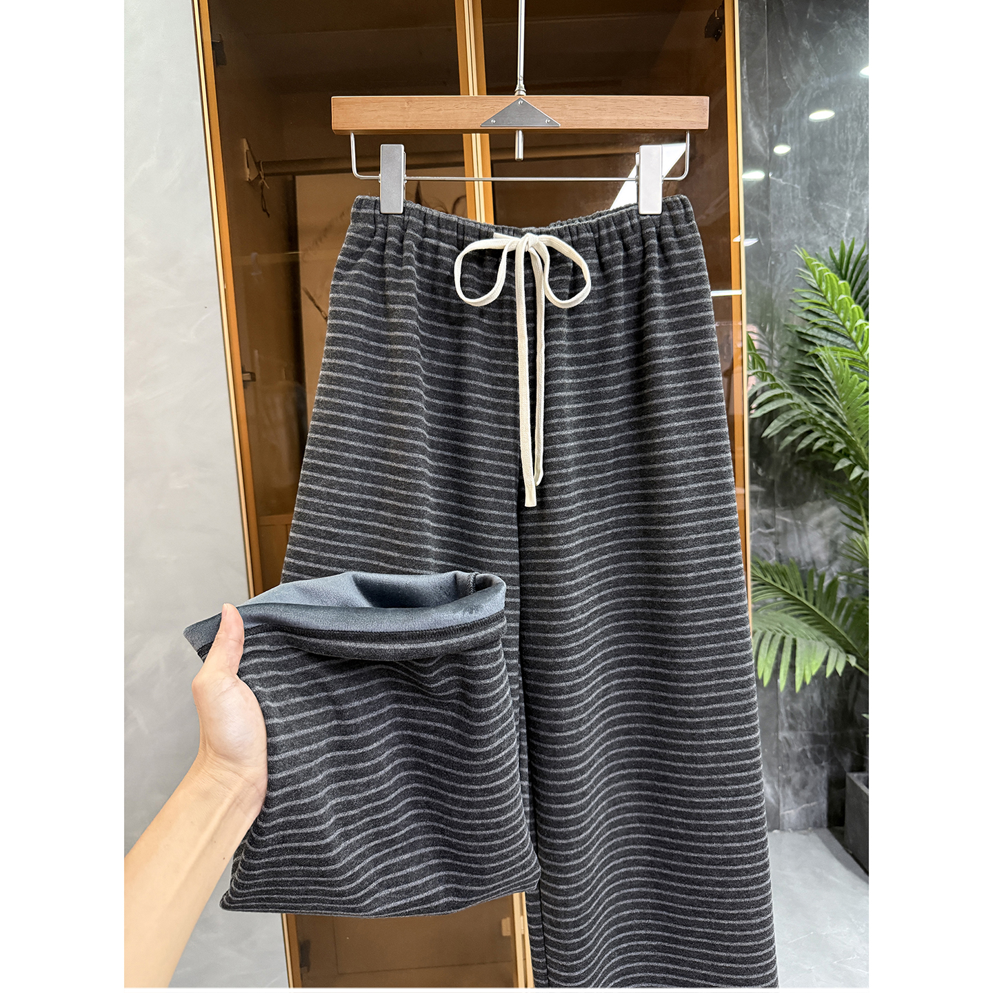 N货！加绒条纹松紧腰休闲直筒裤