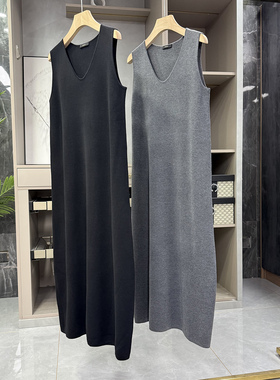 快快试！时尚博主推荐！羊毛V领背心针织连衣裙  H1963~ZY