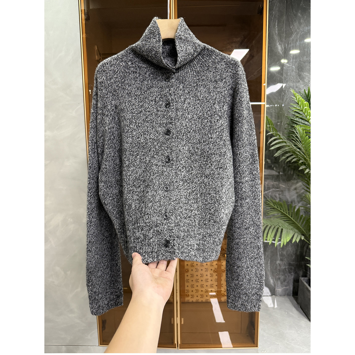 宽松花纱美丽诺羊毛针织开衫毛衣