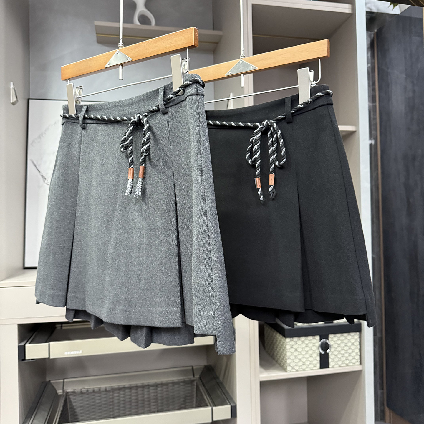 推荐！气质女孩都在穿！高腰羊毛百褶裙A字半身短裙女  Q85672~ZY,女装/女士精品,半身裙,淘宝优惠券,粉丝福利购,淘宝优惠卷