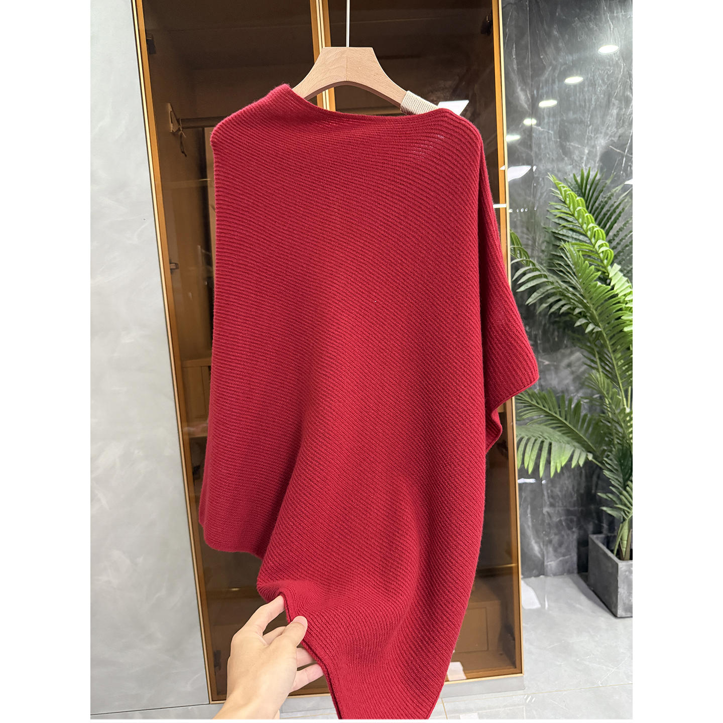 不规则围巾式羊毛针织披肩上衣