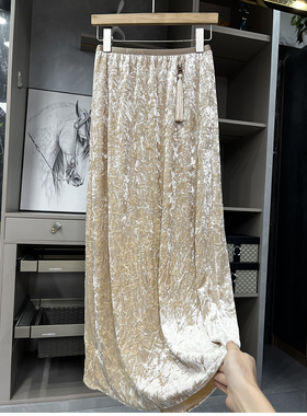 清仓不予退换#Bu特的气质魅力！重工褶皱丝绒开叉半身裙女D9564