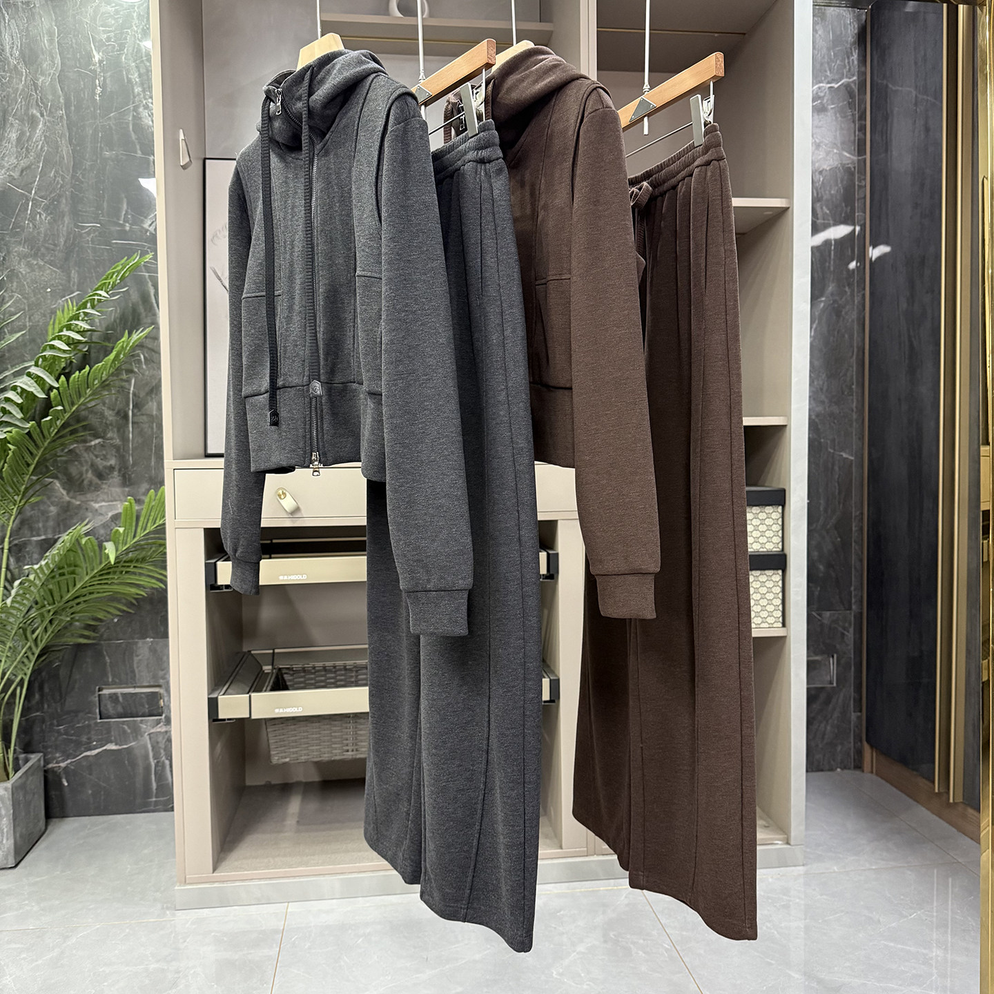 工厂外M订单！磨毛连帽卫衣外套+运动卫裤套装女   M02340~ZY