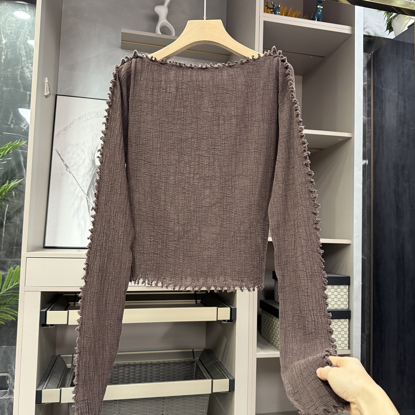 尖叫吧！美出片了！褶皱毛边一字领长袖短上衣女  96740~ZY,女装/女士精品,衬衫,淘宝优惠券,粉丝福利购,淘宝优惠卷