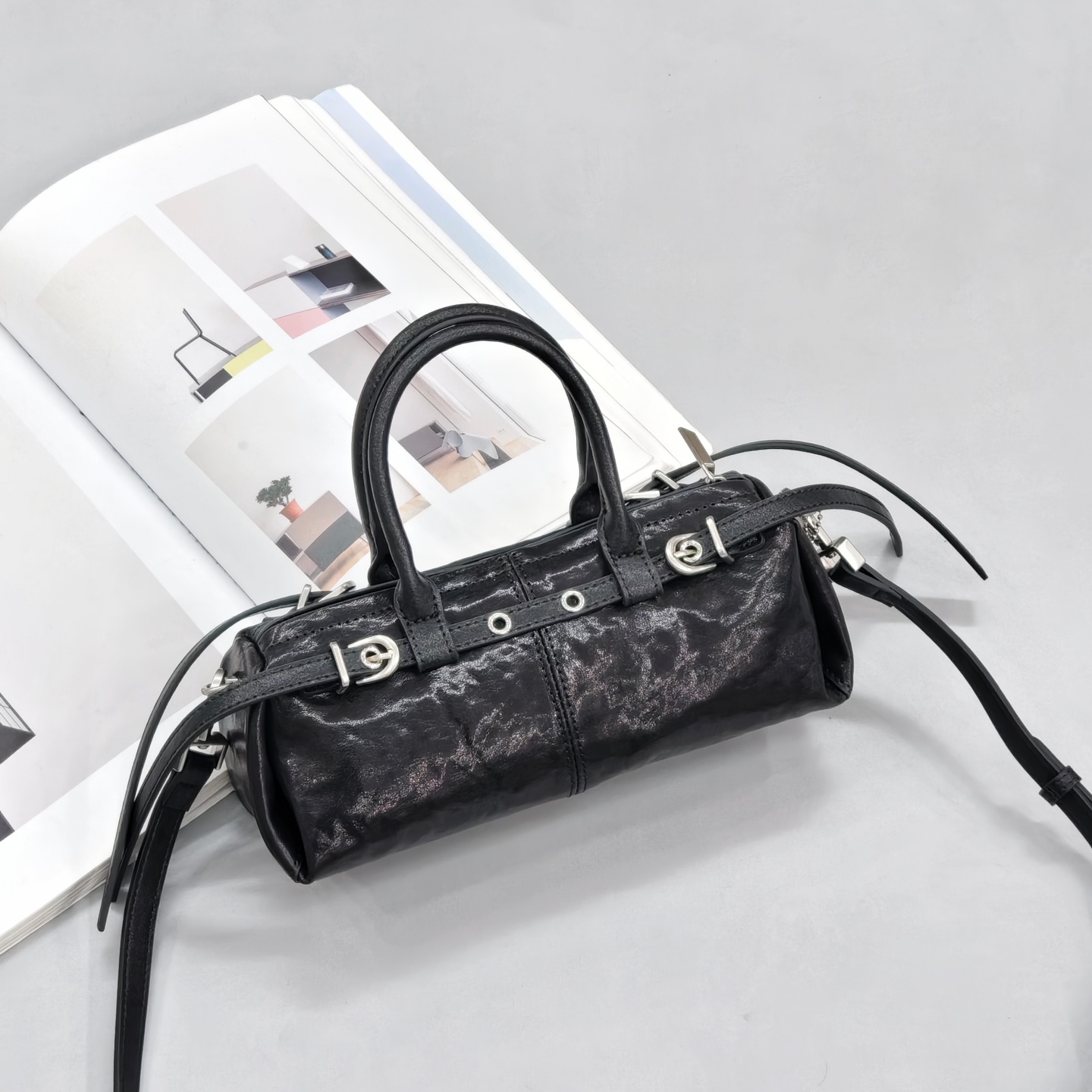 头层植鞣牛皮手提腊肠长条包