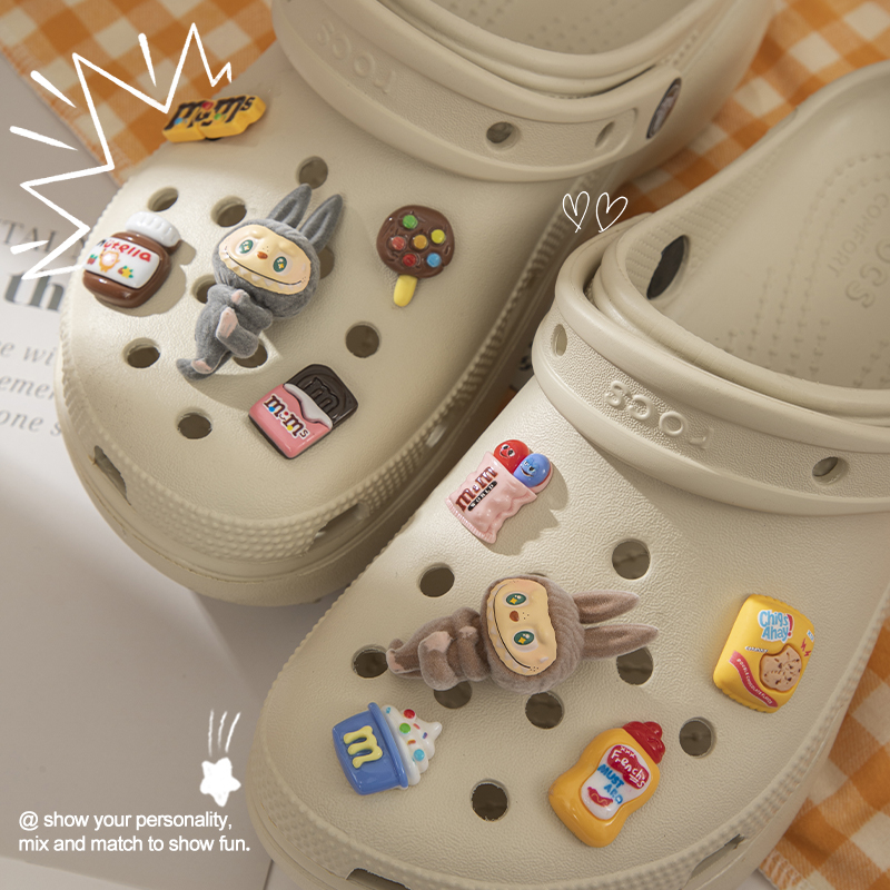 泡泡玛特labubu洞洞鞋配饰高级感crocs鞋花卡骆驰鞋扣diy装饰配件
