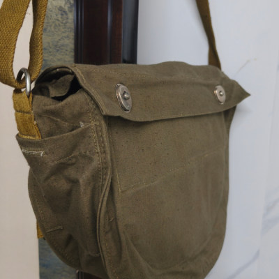 苏军1981年库存轻型防毒面具携行袋