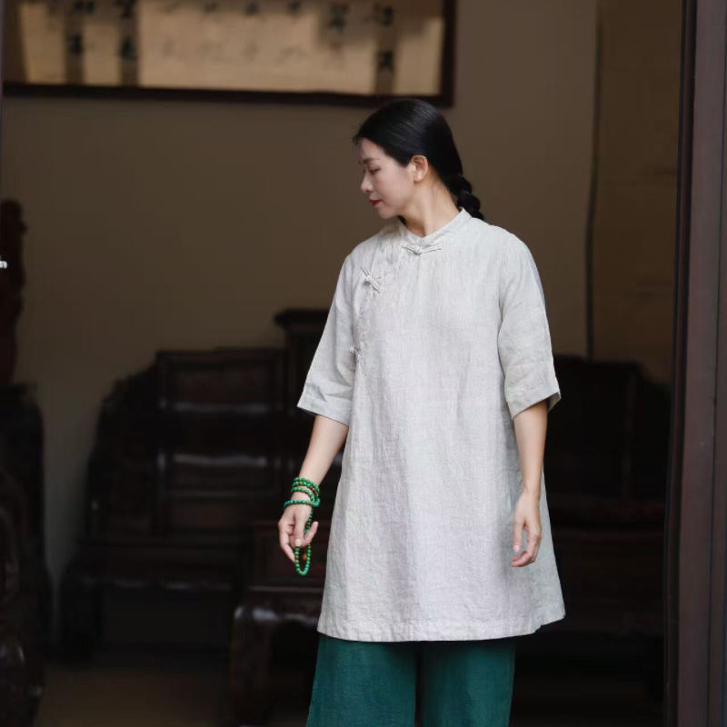 亚麻立领复古风中长裙