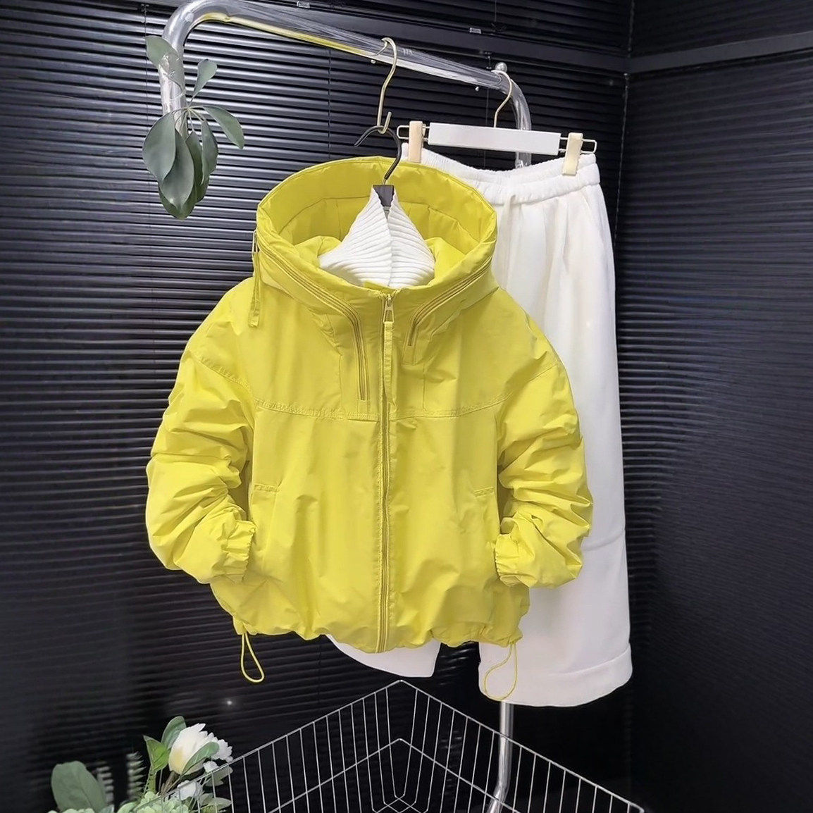 加棉风衣连帽外套女短款夹棉上衣春秋2026新款冲锋衣拉链夹克衫潮
