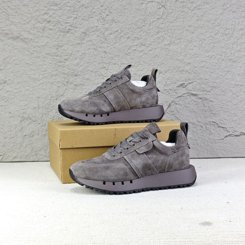 运动休闲女潮鞋进口羊绒皮厚底