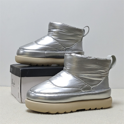 液态银羽绒服保暖短筒时尚雪地靴