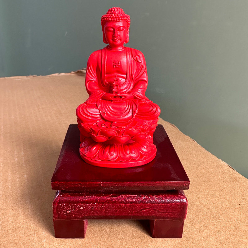 中国红朱砂药师佛摆件大小号三宝如来坐莲花手捧佛塔菩萨释迦摩尼