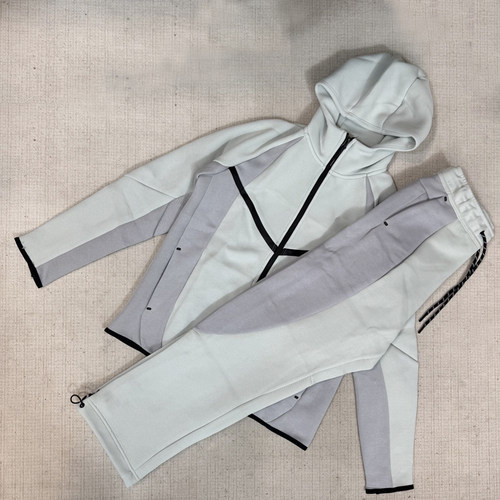 IF1春秋男士针织连帽拉链套装