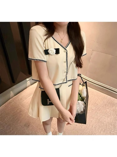 雅依服饰实拍店 45YYFSED1741