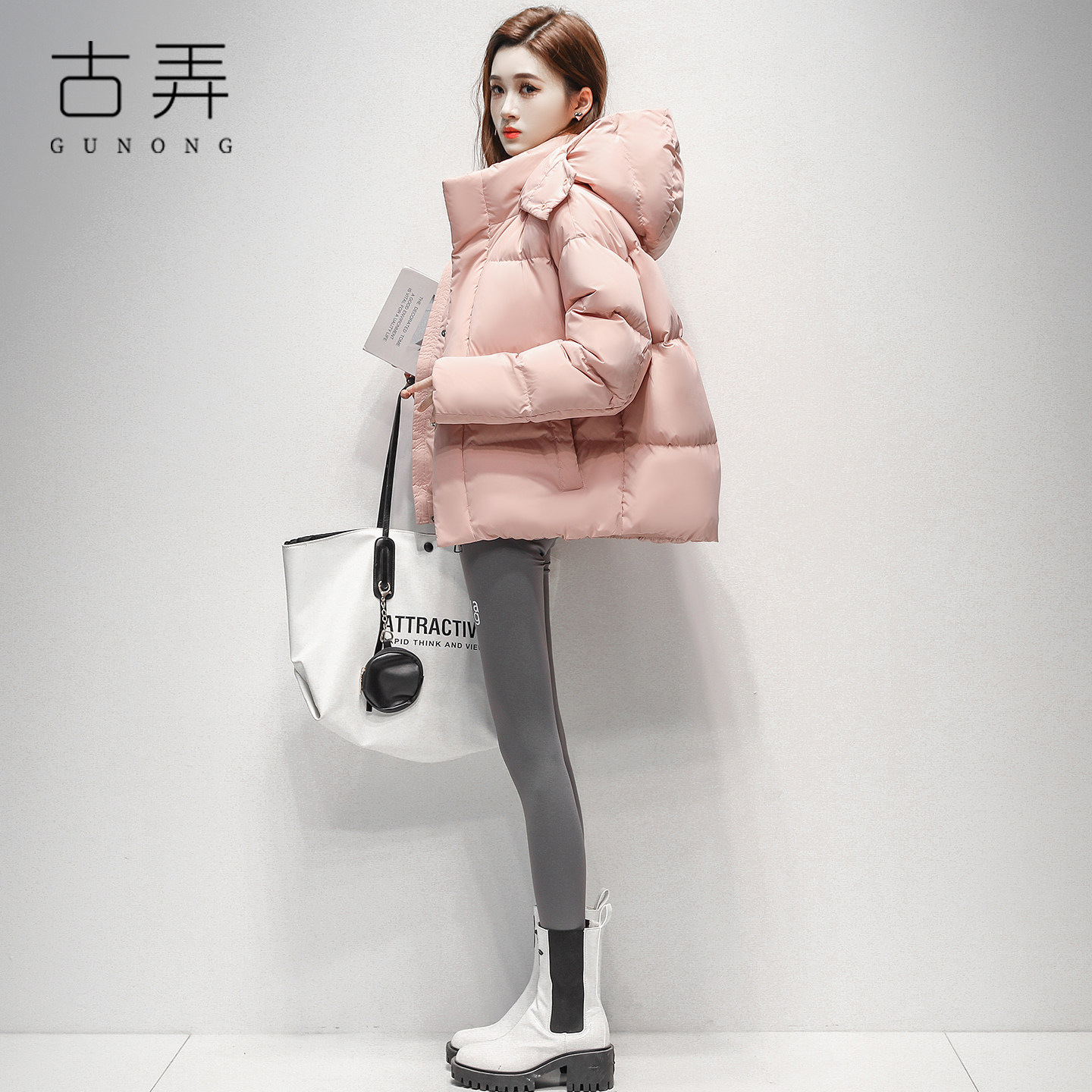 潮牌时尚短款羽绒服女2026冬季新款今年流行面包服小个子羽绒外套