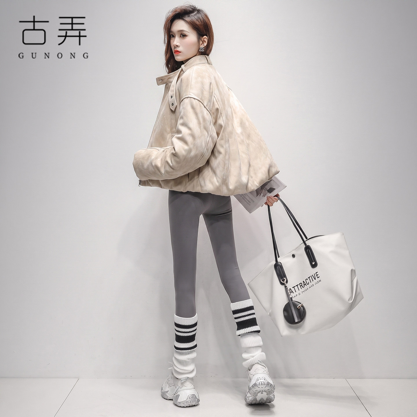 复古机车风短款轻薄羽绒服女2026冬季小个子百搭保暖宽松鸭绒外套