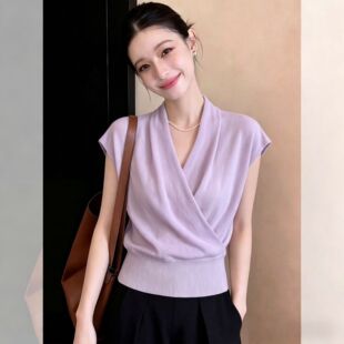 交叉V领小飞袖针织上衣女夏季薄款气质轻熟风收腰显瘦通勤短袖T恤