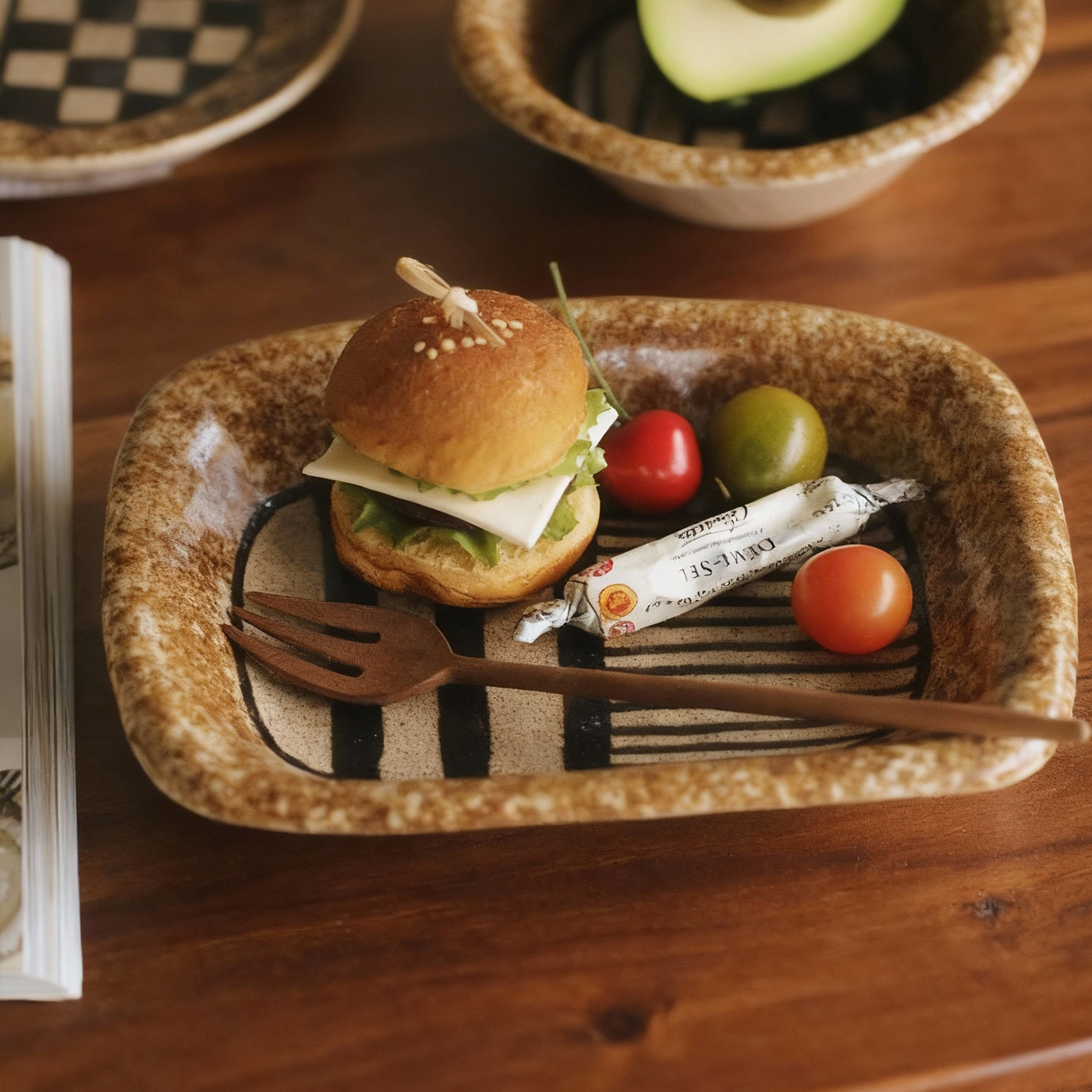 泽滕家日式复古风陶瓷盘子方形手绘小众设计款西餐牛排意面水果碟