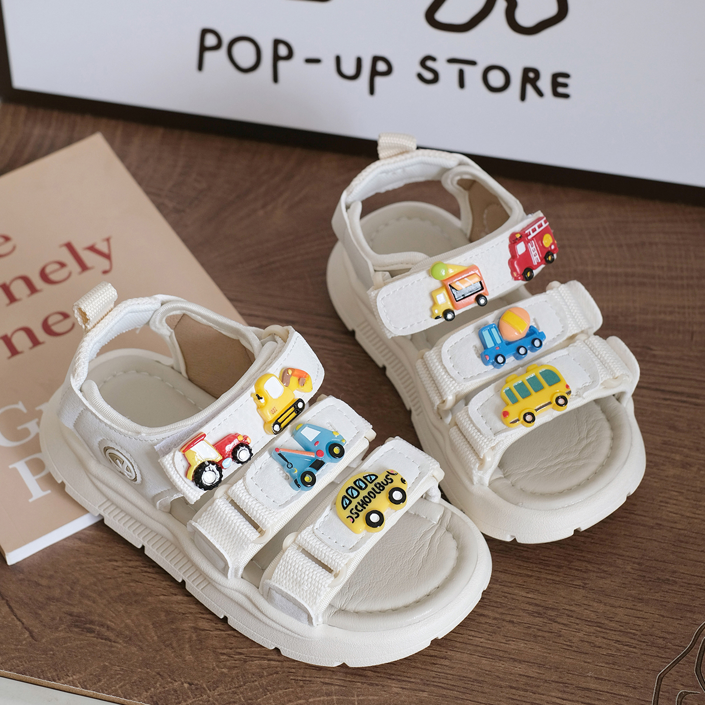 男童白小汽车凉鞋魔术贴软底防滑运动沙滩鞋夏季透气宝宝百搭凉鞋