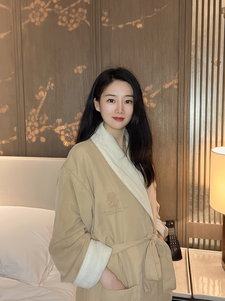 Luxury Hotel Bathrobe: Absorbent Microfiber Design - Taobao product photo 5
