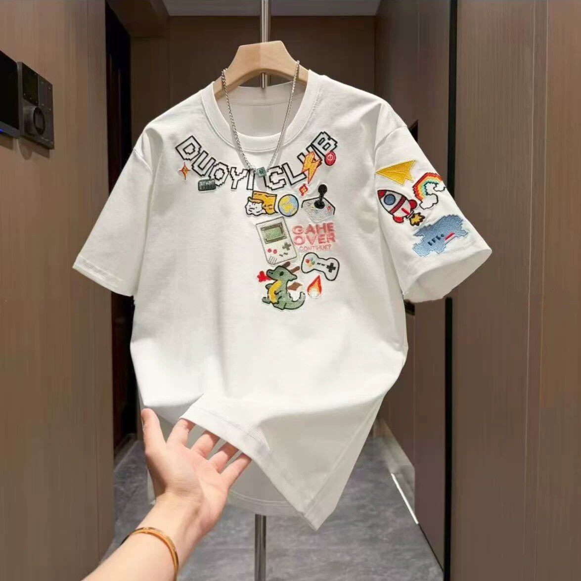 夏季美式高街卡通刺绣短袖t恤男图片