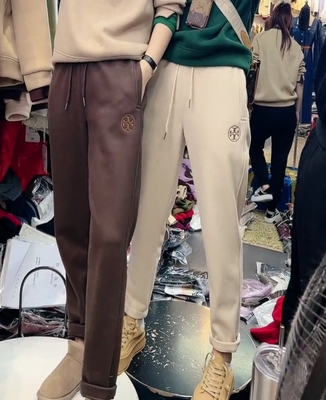 通勤百搭显瘦显高保暖卫裤女2025冬新款加绒加厚松紧腰萝卜休闲裤