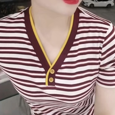 条纹V领短袖T恤女百搭上衣小衫潮