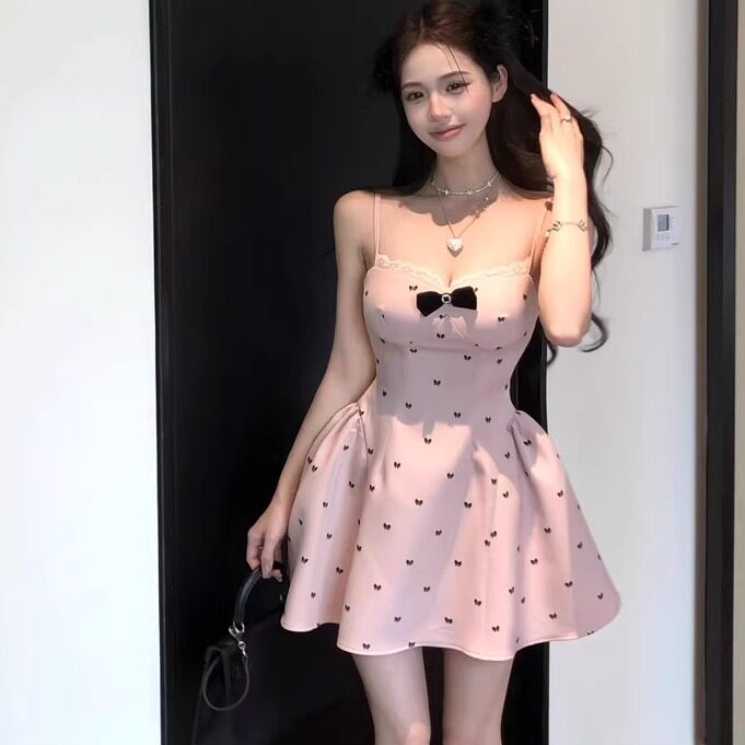 蝴蝶结印花吊带连衣裙女夏季纯欲收腰短裙带胸垫修身蓬蓬a字裙子