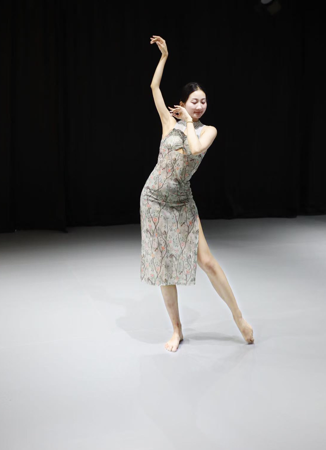 古典舞舞蹈服女中国风古典舞韵纱衣立领修身改良旗袍爵士舞连衣裙