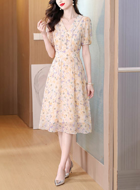 法式V领碎花雪纺连衣裙女2026新款夏季短袖减龄中长裙子