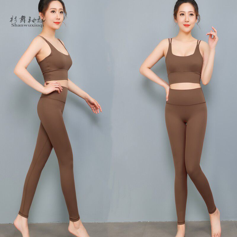网红新款女子运动内衣高强度训练瑜伽服套装裸感美背跑步衣服短款