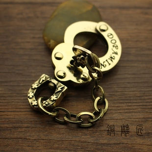 迷你仿真黄铜手铐钥匙扣书包挂件潮牌个性创意ins个性钥匙扣饰品