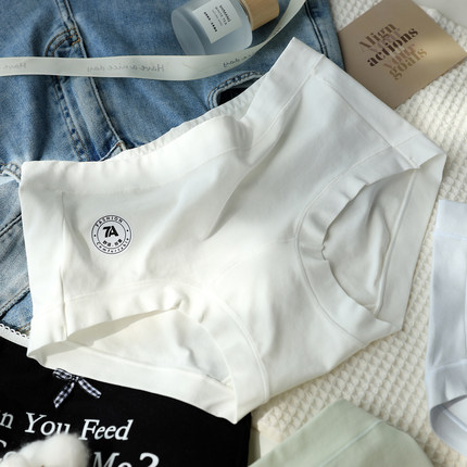 新疆棉内裤女士纯棉7a抑菌加长裆宽边2026新款中腰少女生三角裤头