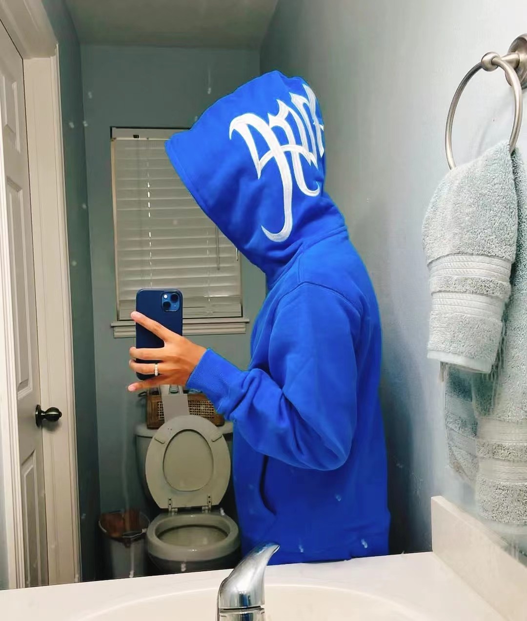  Revenge 美潮复仇休闲外套刺绣logo帽子拉链外套男女