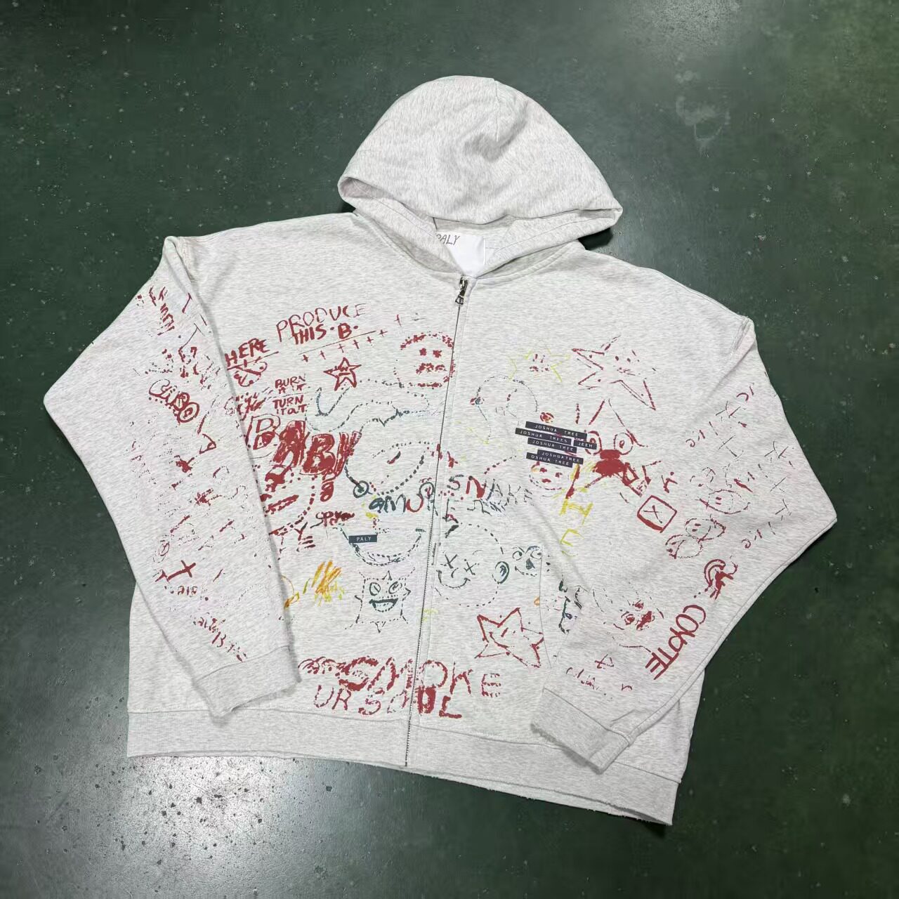 美潮Paly Hollywood满身印花涂鸦字洗水磨破母宽松连帽卫衣