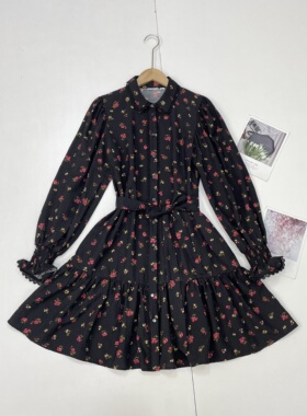 J4仅有38码碎花 外单~甜美花边翻领印花灯笼袖A字收腰中长连衣裙