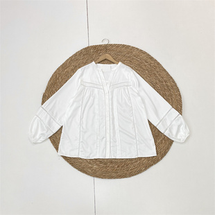 女长袖 收褶点缀26春夏新款 法式 经典 重工款 甜美V领衬衫 蕾丝镂空