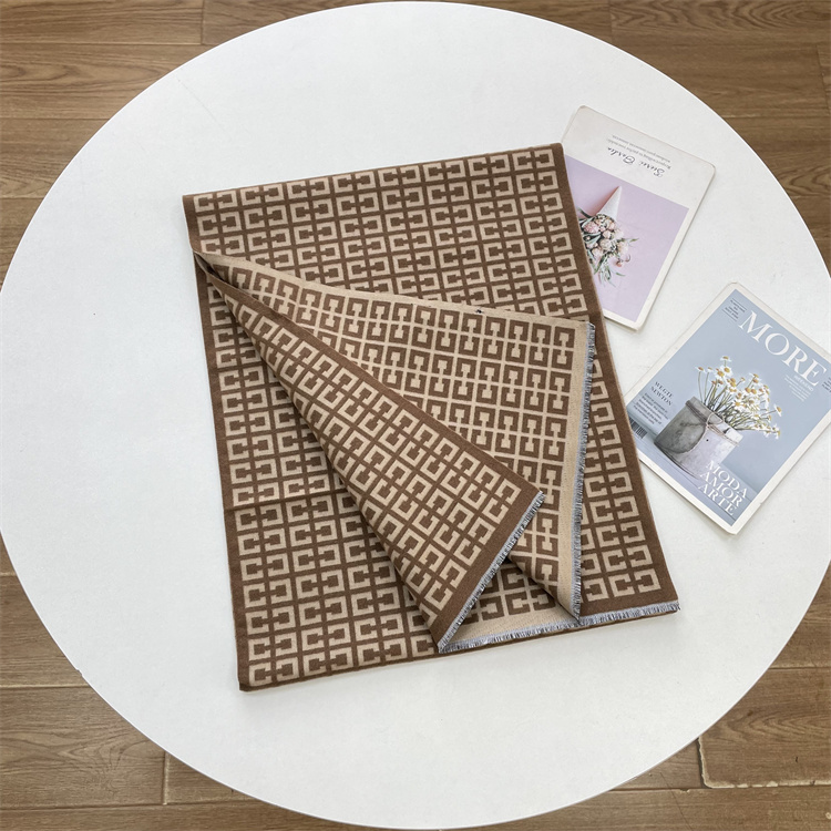 J1奢货经典格纹围巾女25冬季新款双面保暖围脖羊毛混纺低调显贵款