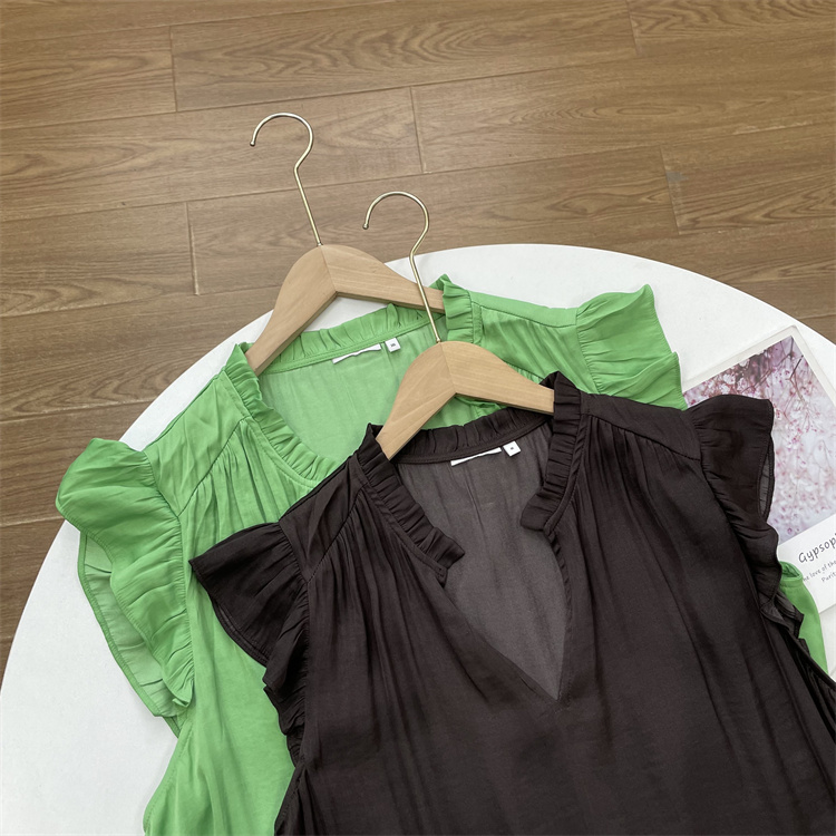 F4海岛丝小清新~外单25年夏新款短袖木耳边顺滑上衣T恤衫三色衬衫