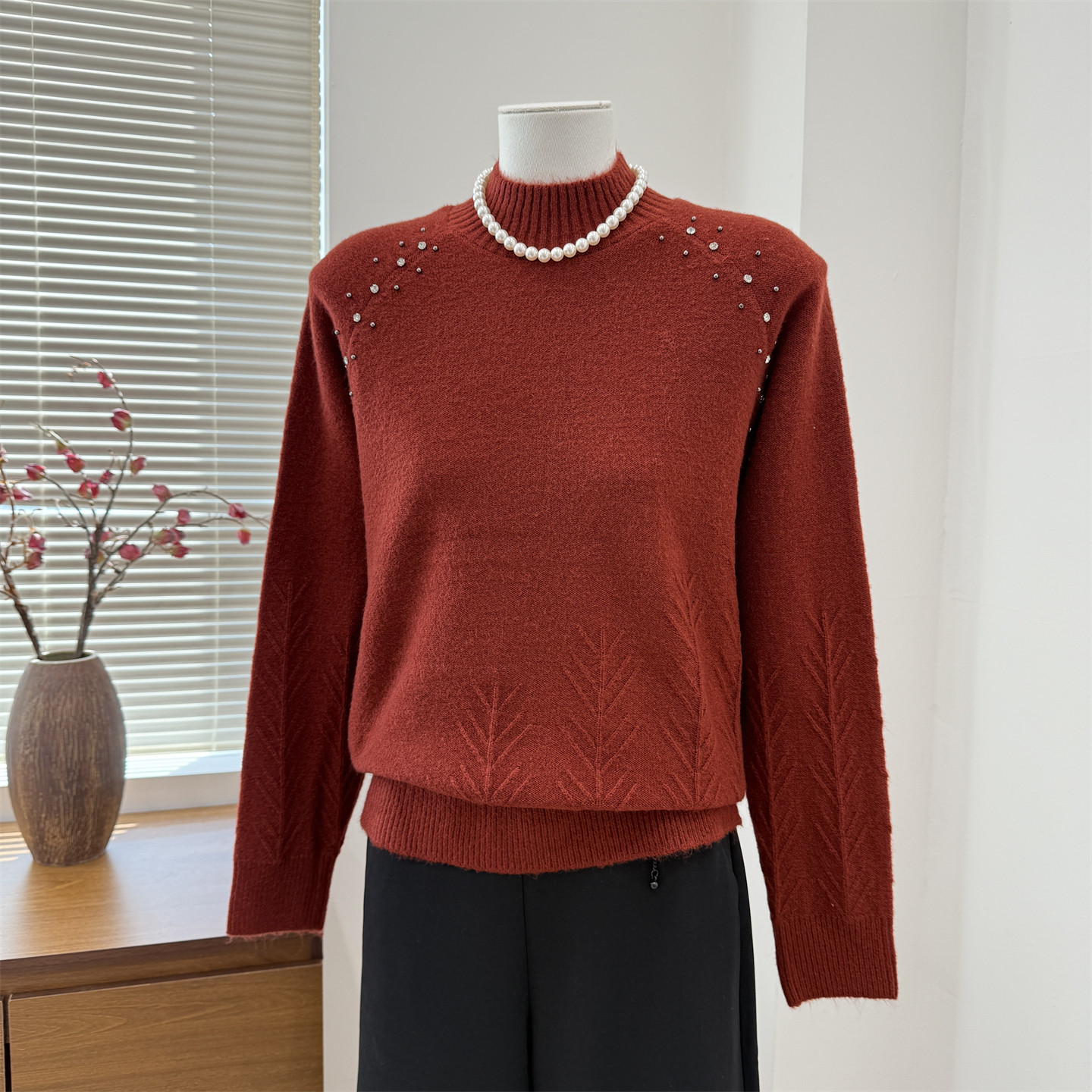 妈妈装秋季新款毛衣洋气半高领内搭中老年女春秋针织打底小衫套装