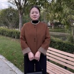 2026新款妈妈冬装羊毛呢外套中老年女装秋冬短款圆领开衫呢子大衣